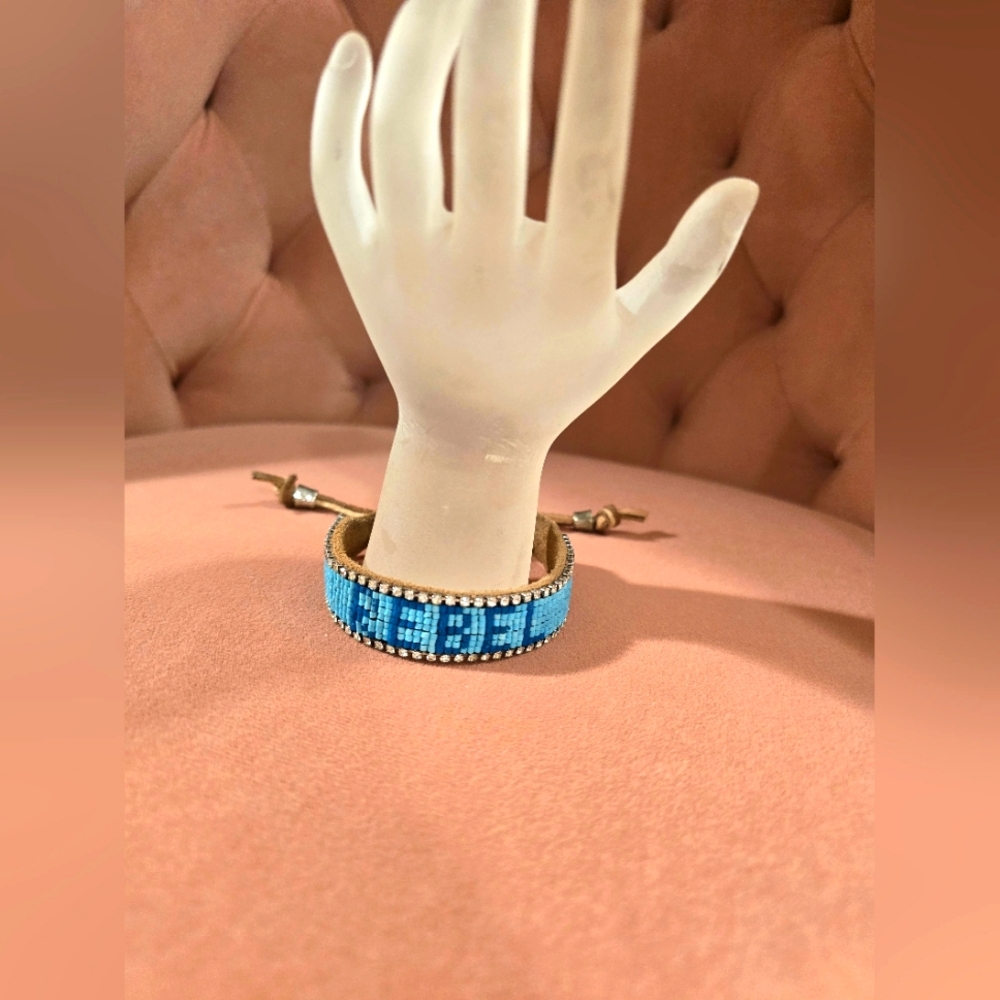 Idyllwind By Miranda Lambert Rebel Bead Bracelet Adjustable Euc 38$